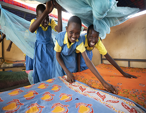 5 Beds for Children (Mattresses, Blankets & Pillows)